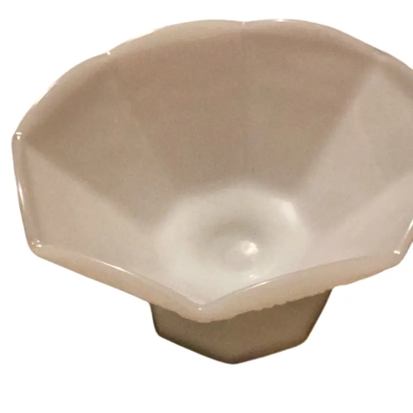 Milk glass Large Fruit Bowl