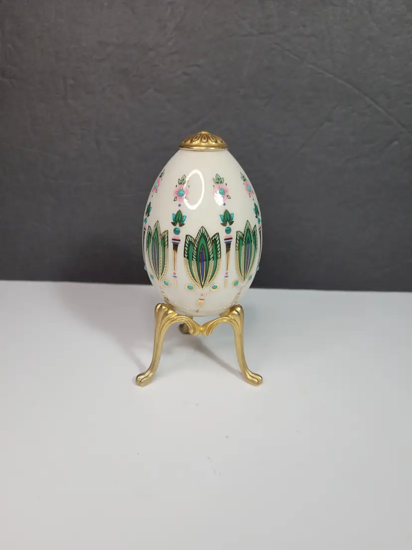 Vtg Lenox Ornate Decorated Porcelain Egg with Original Lenox Stand