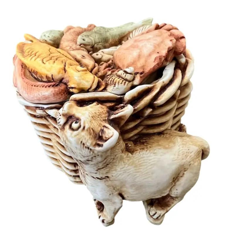 HARMONY KINGDOM’S “KITTY’S KIPPER”