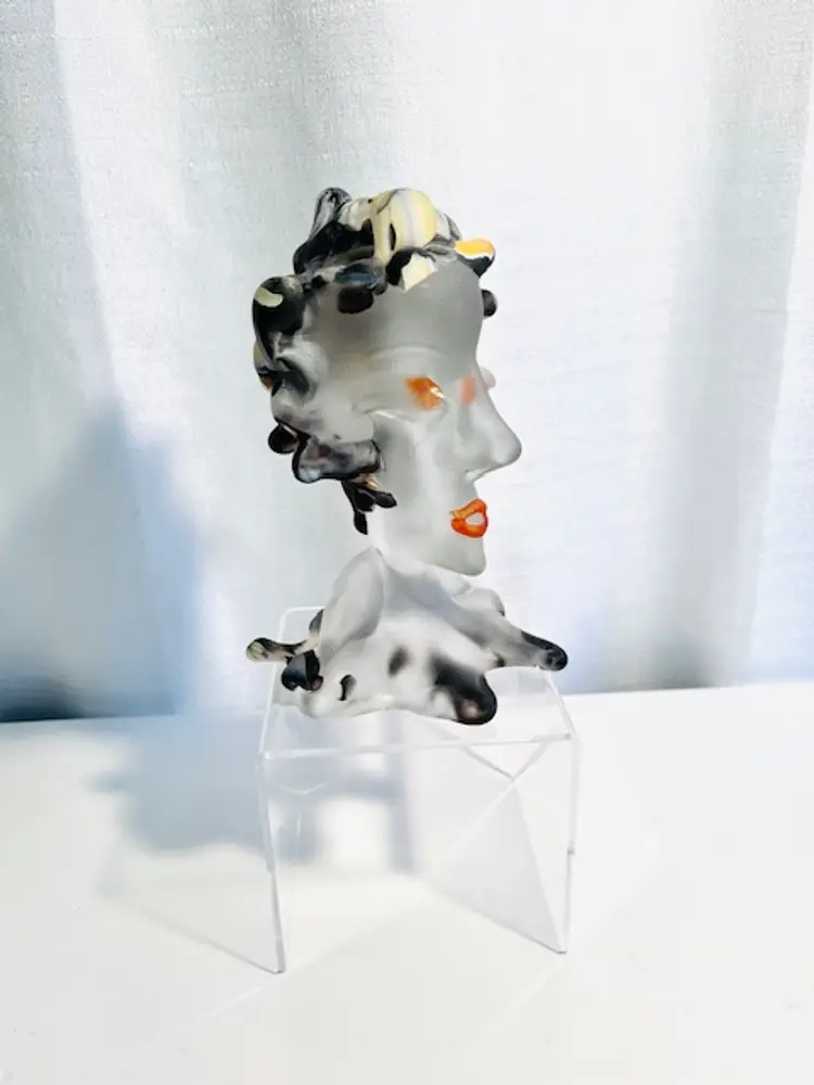 Fellerman Blown Art Glass Face Sculpture 6" tall x 4" wide