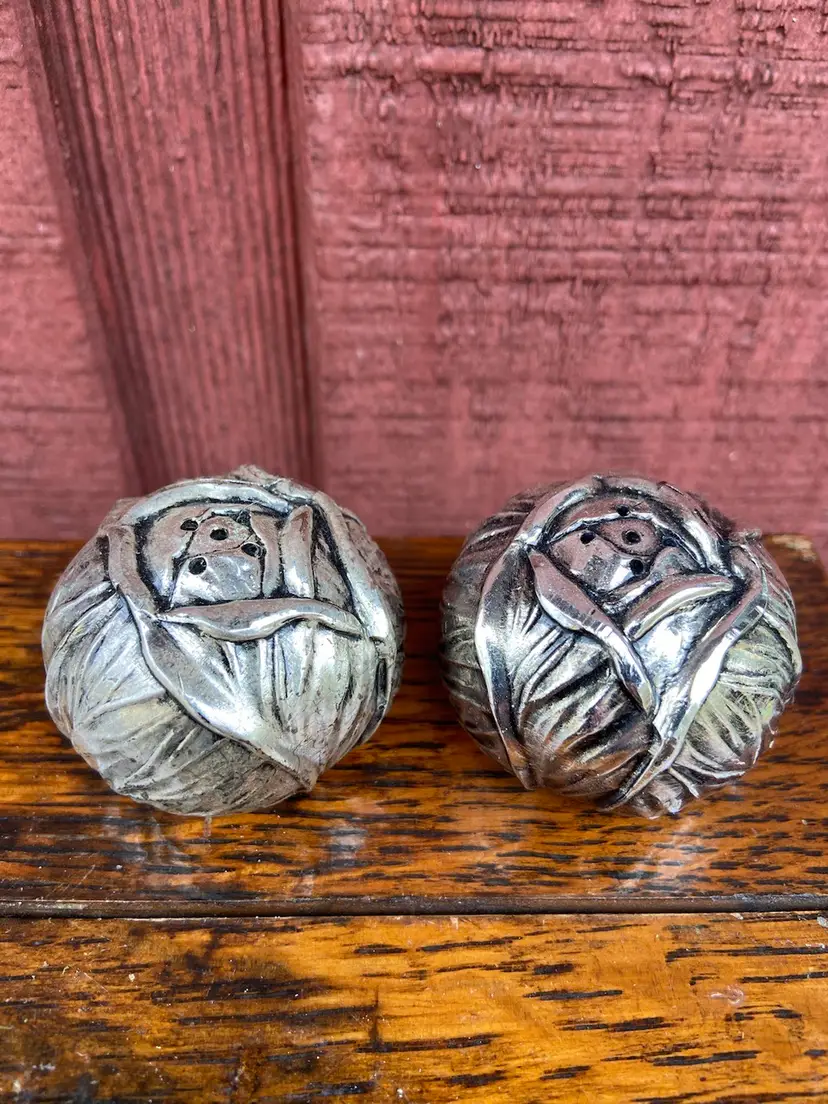 Set of 2 Silverplate Tarnish-Resistant Cabbage Salt & Pepper Shakers
