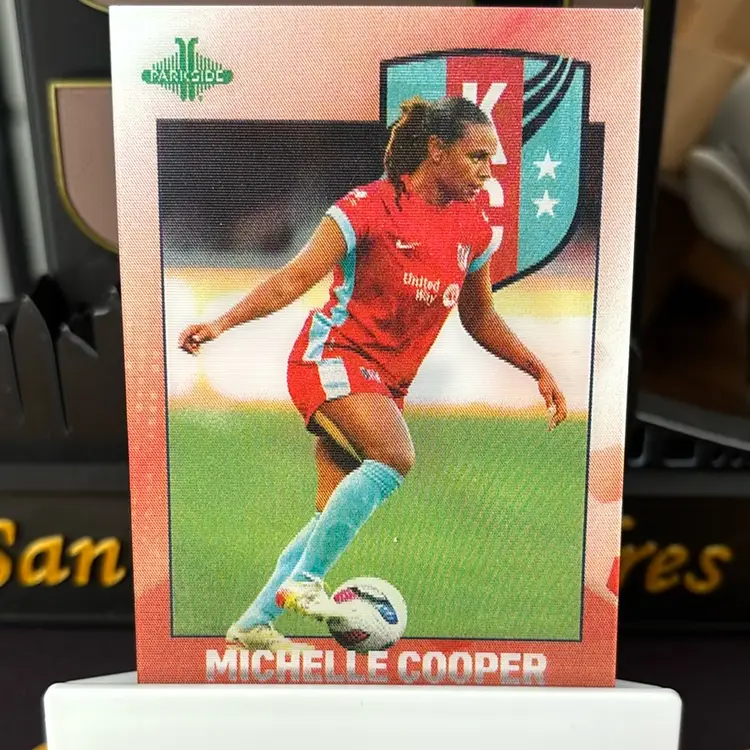 Michelle Cooper - 2025 Parkside Club & Country - Duality Lenticular /200
