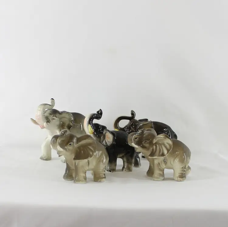 Vintage Ceramic Elephant Figurine  Herd Japan Instant Collection  Lot of 5 (A)