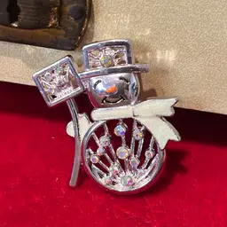 Snowman Brooch
