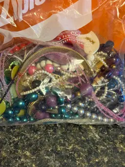 Craft Lot Of Jewelry 2.2 Pounds