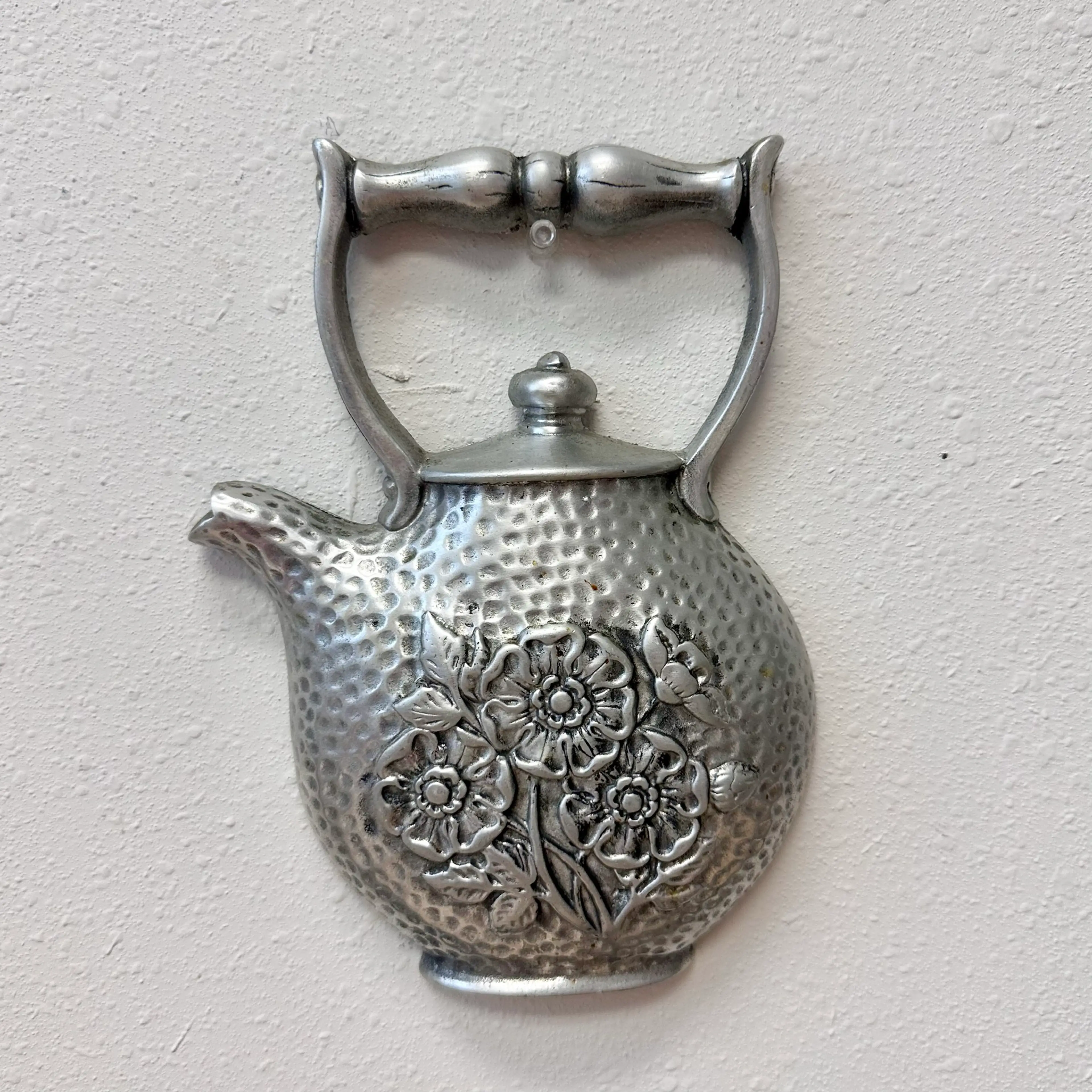 Image 2 of 9