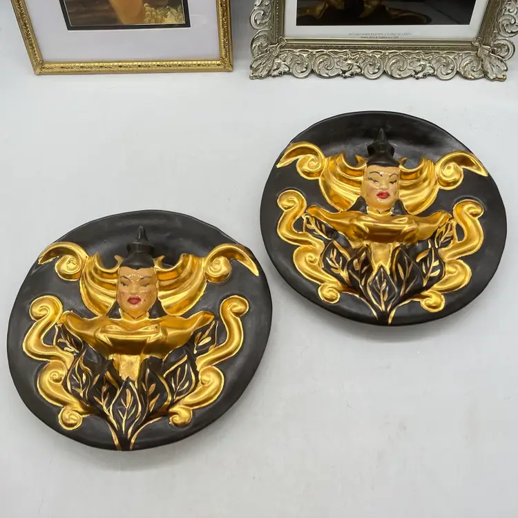 Vtg Wall Pockets VERY cool 7”