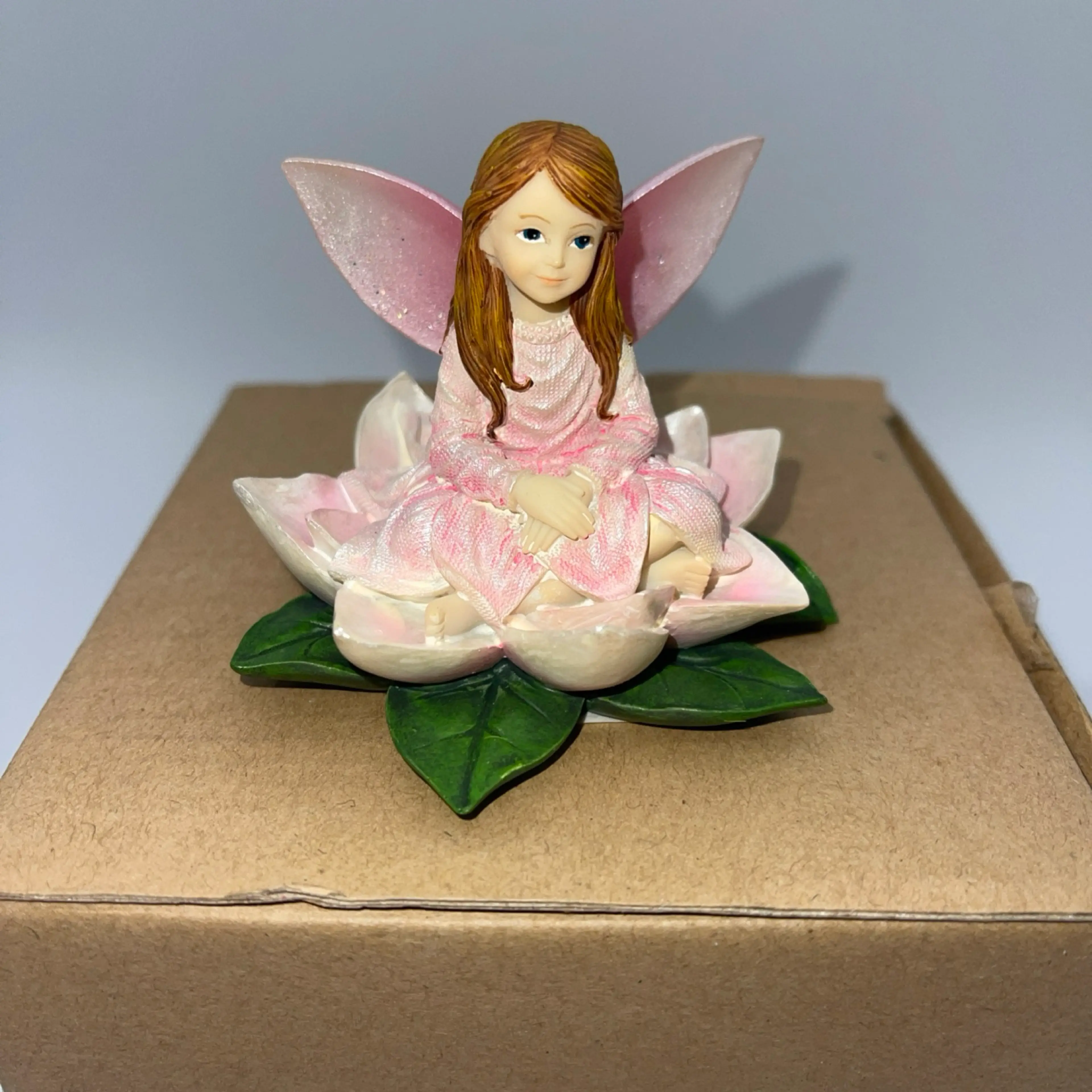 Image 2 of 8
