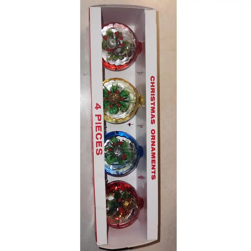Vintage Jewel Brite Diorama Plastic Ball Christmas Ornaments In Box