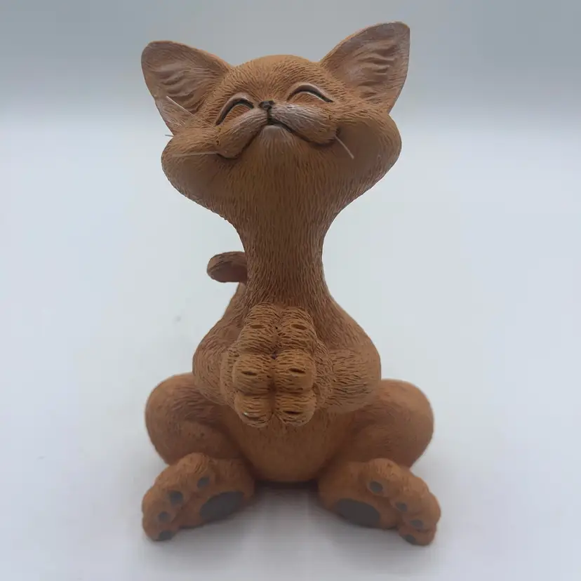 04-Whimsical Orange Happy Cat Collectible Figurine 5.25”