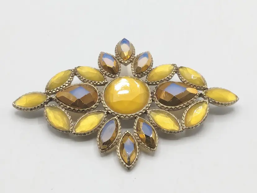 Vintage Liz Claiborne Faceted Yellow Brooch Pin Gold Tone