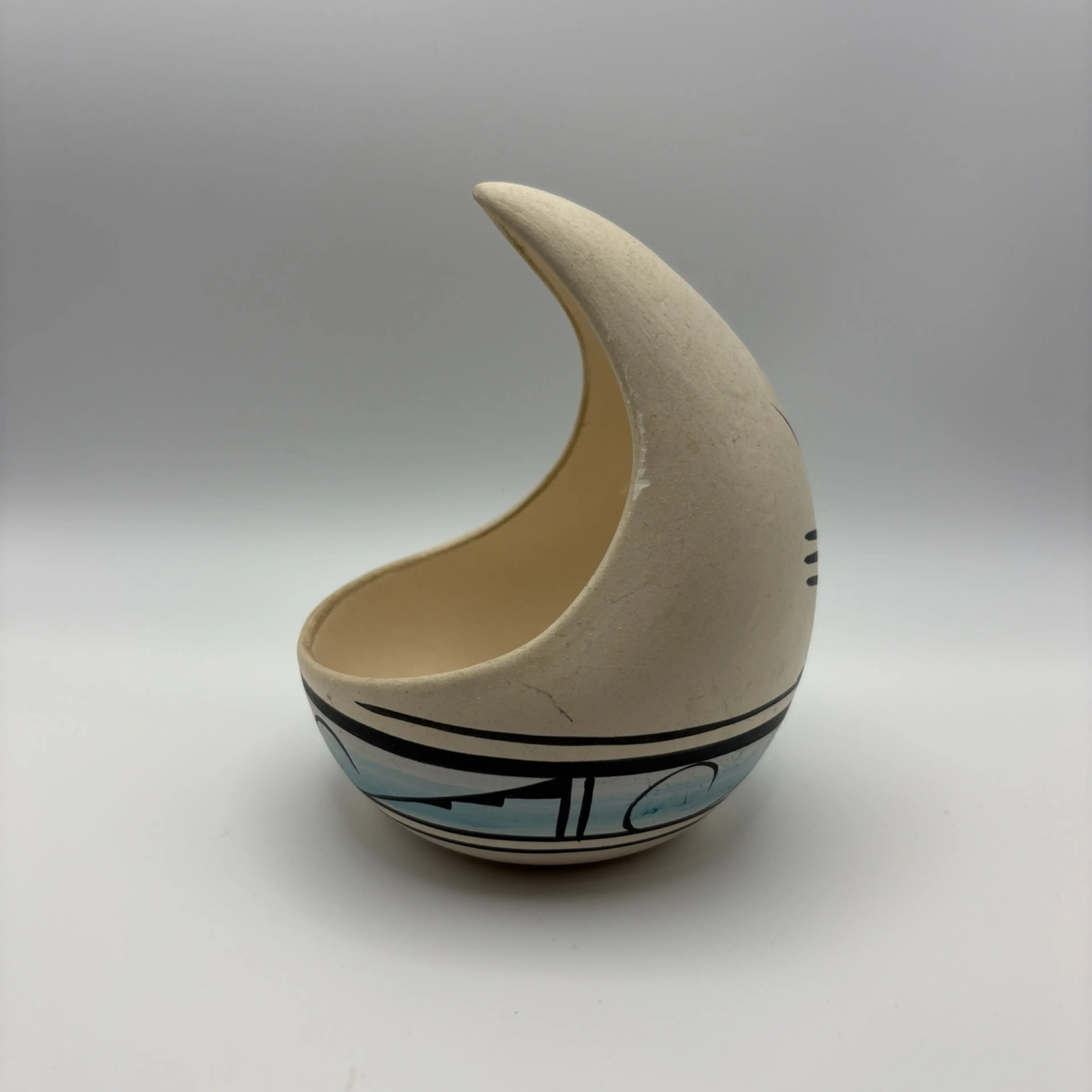 Image 4 of 6