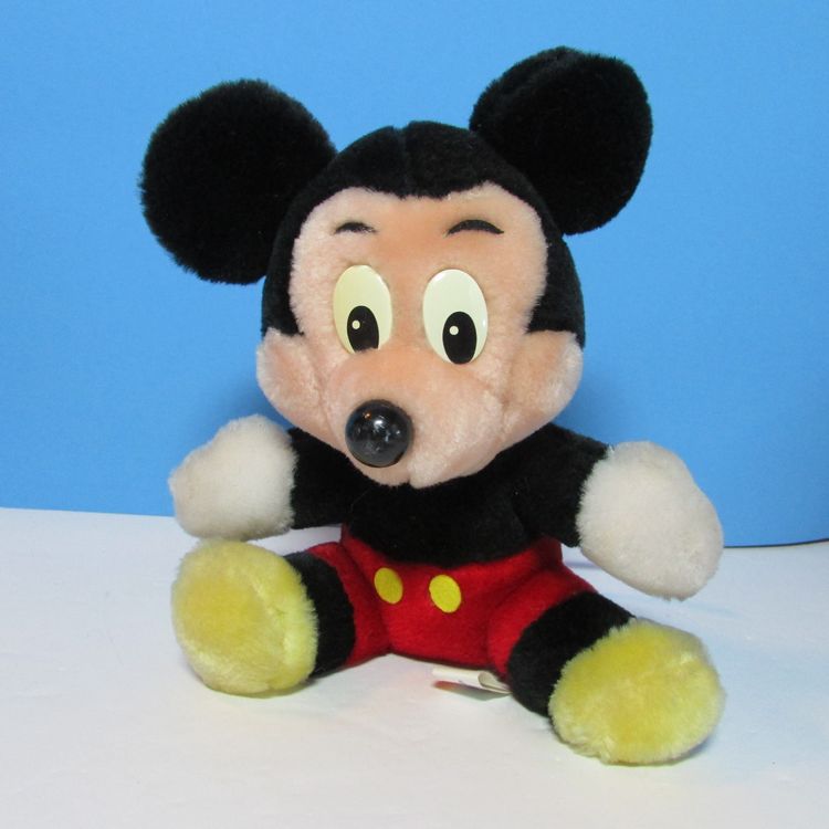 vintage Walt Disney World Mickey Mouse stuffed animal