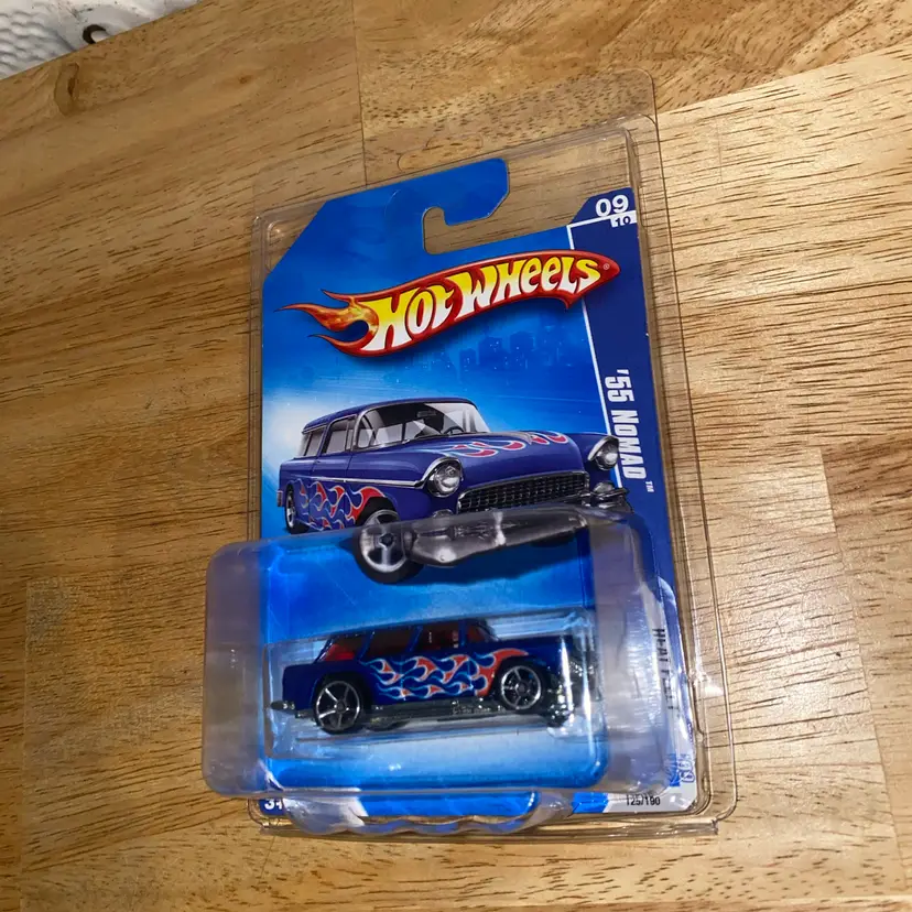 Hot Wheels 55 Nomad Heat Fleet 2009