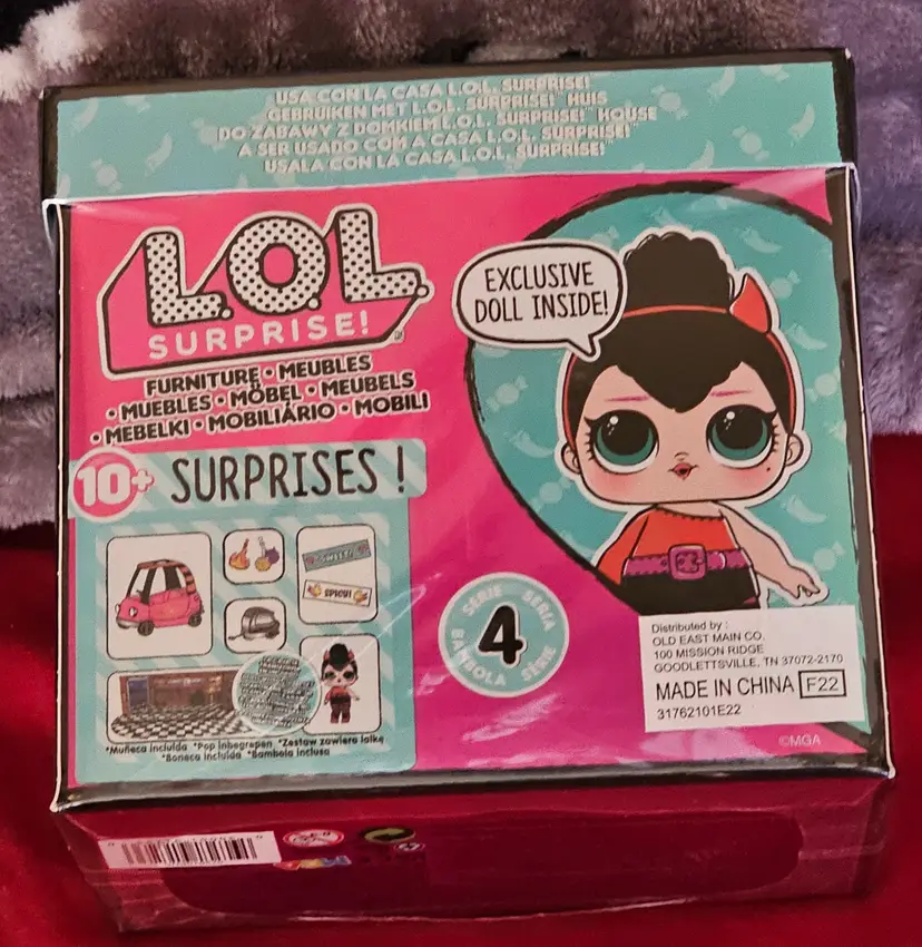 LOL Surprise Furniture B.B. Auto Shop with Spice Doll and 10+ Surprises NEW