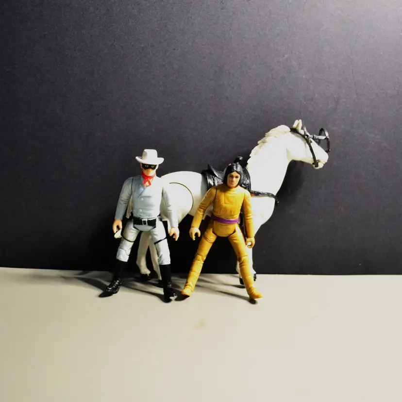 Vintage Lone Range Tonto Silver Figures Posable 1980 LRTV Hong Kong