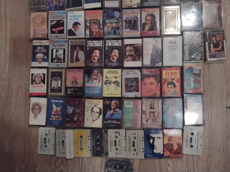 Vintage lot of 80 cassette tapes, full length and singles