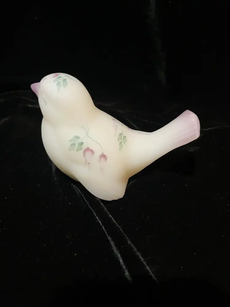 #3249 - Fenton 95th Anniversary Rose Garden Bird Figurine 2 3/4”x 4”