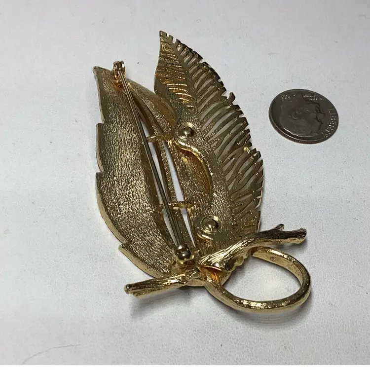 Double Leaf Goldtone Brooch 3”
