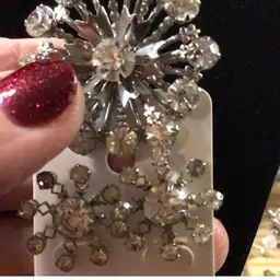 #01 - Crystal brooch and earrings