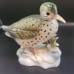 Inarco Japan Porcelain Glazed Sand Piper Fish Scale Pattern Figurine 4.5 x 5