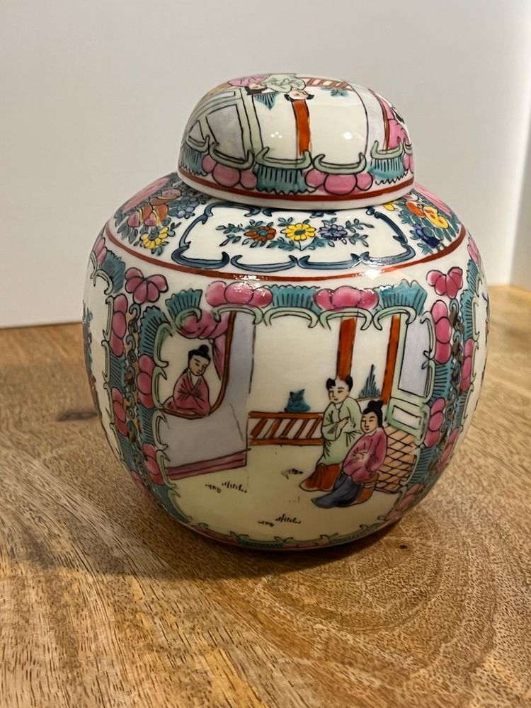 #01 - Ginger Jar