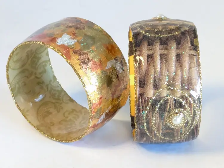 Vintage Iris Design Set of Bangle Bracelets Autumn Colors