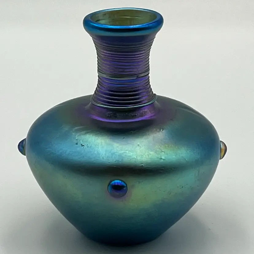 Vintage Art Glass Vase- Lindbergh Studios 1976
