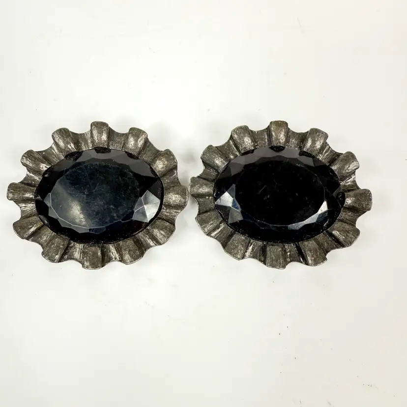 Tip Toe Black Oval Shoe Clips