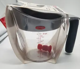 New in Package OXO Good Grips 2 cup Fat Separator No BPA w/ Shield & Stopper