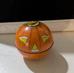 Vintage 1984 Midwest Importers Of Cannon Falls Halloween Pumpkin Tin Made In Switzerland