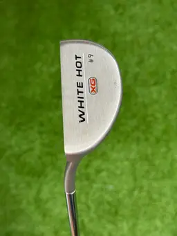 Odyssey White Hot XG #9 Putter | 33” LH | Mallet | New Odyssey Grip | MINT Condition!