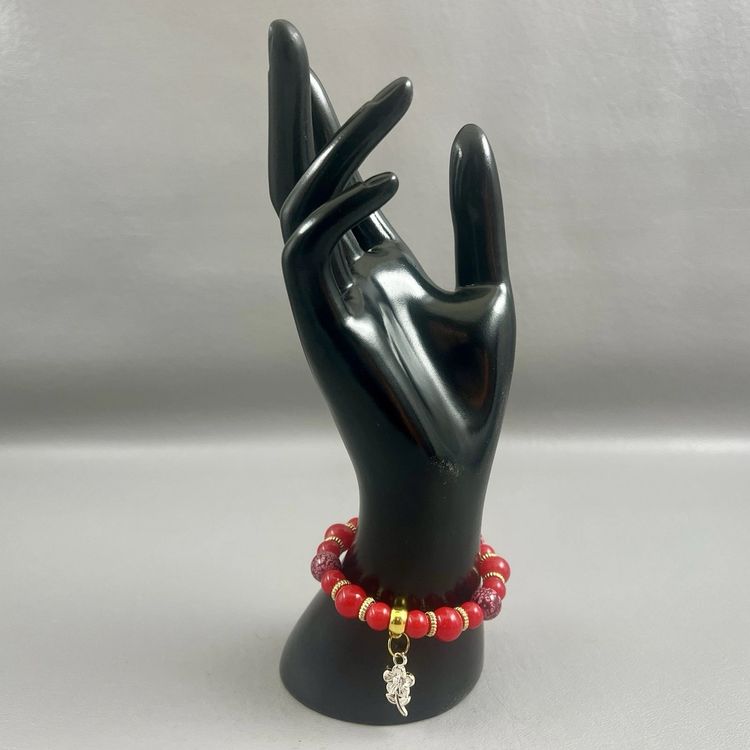 Red Beads Gold Tone Stretch Bracelet Silver Tone Daisy Charm 2.5"