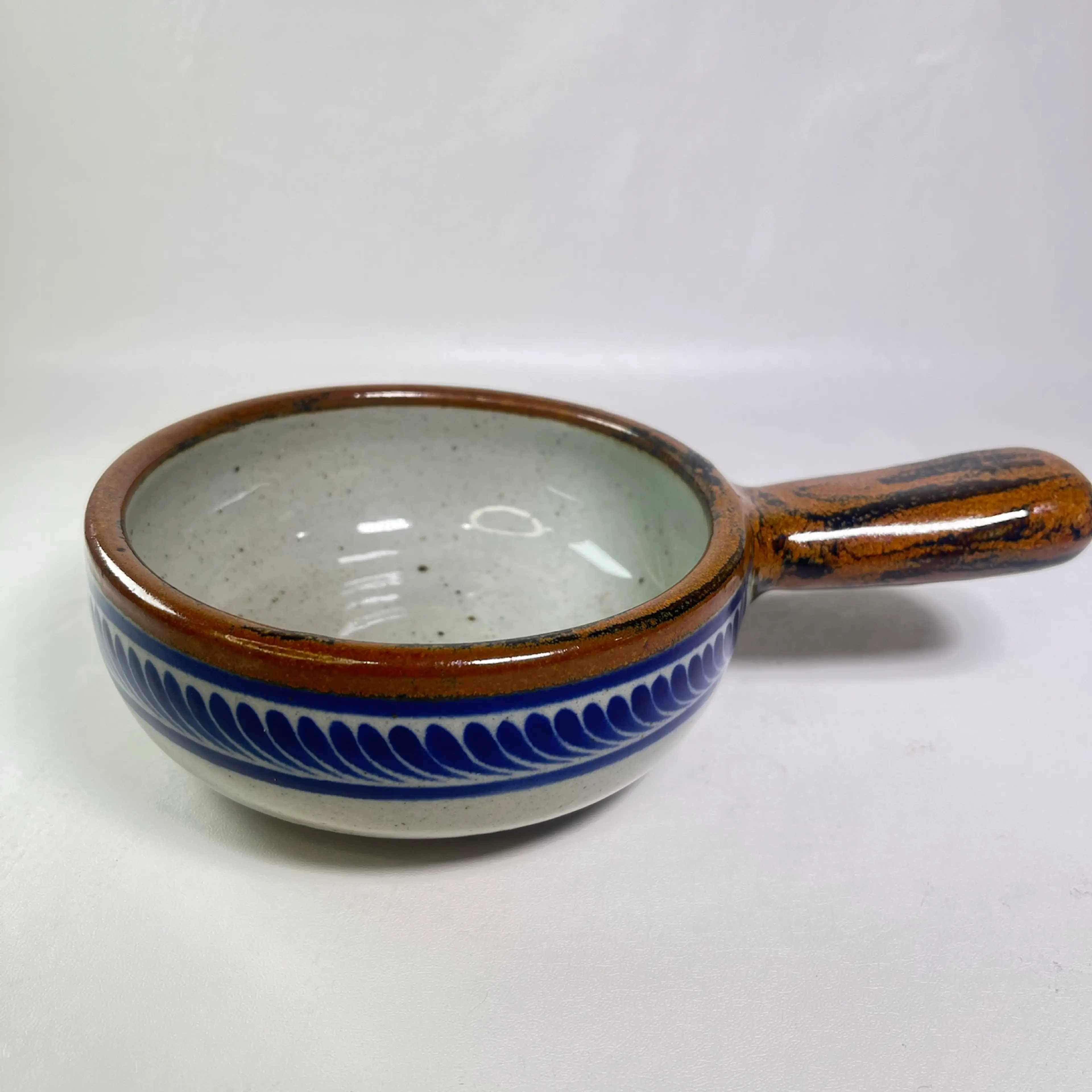 Image 3 of 8