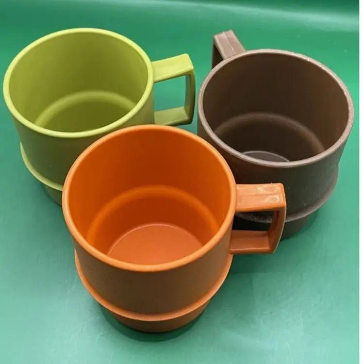 Vintage Tupperware Stacking Mugs Cups Set of 3 Harvest Colors Brown Orange Green