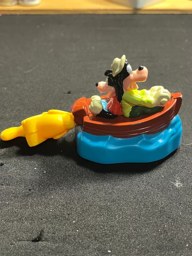Disney PVC As Shown BK Good Troop Goofy And Max In Pull Back Boat