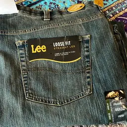 Lee Loose Fit Straight Leg Worn Stone Size 46X 32 brand new with tags