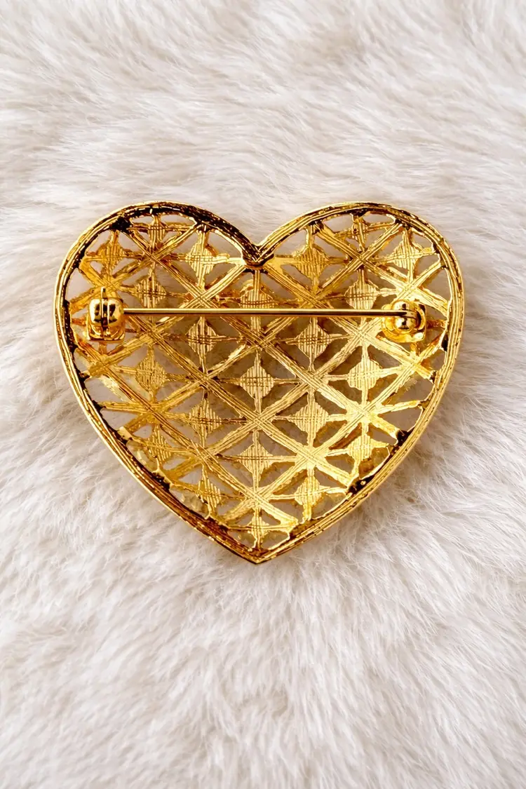 Vintage Gold Tone Rhinestone Heart Brooch Pin Filigree Lattice Statement Pin