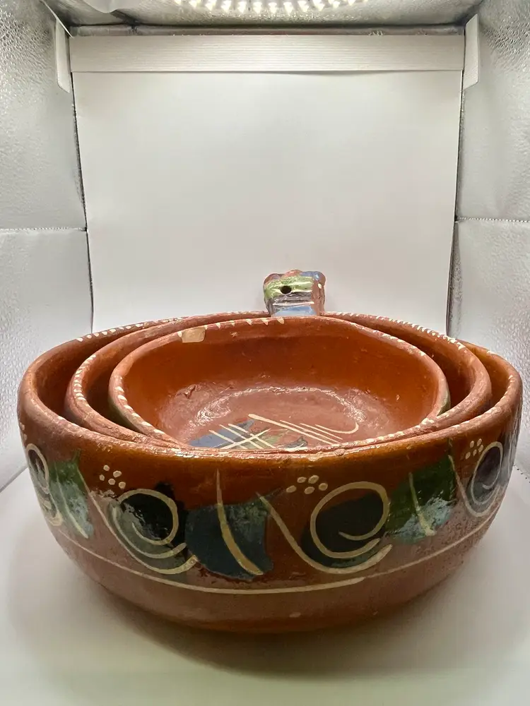 Vintage Tlaquepaque Mexican Pottery Round Nesting Mixing Bowl Handles Three 12 X 3” CHIP