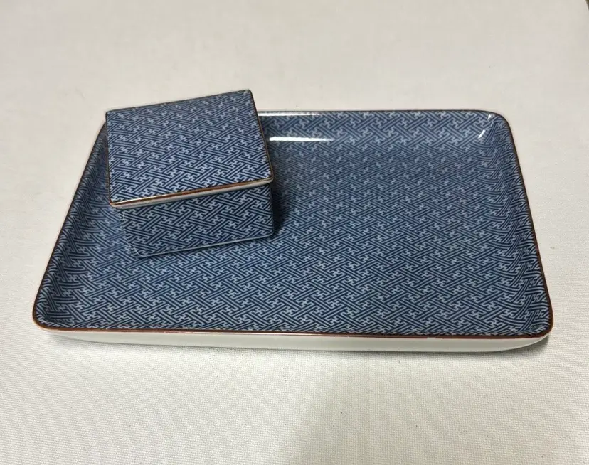 Fitz & Floyd Japan Ajiro pattern rectangular tray and trinket box with lid