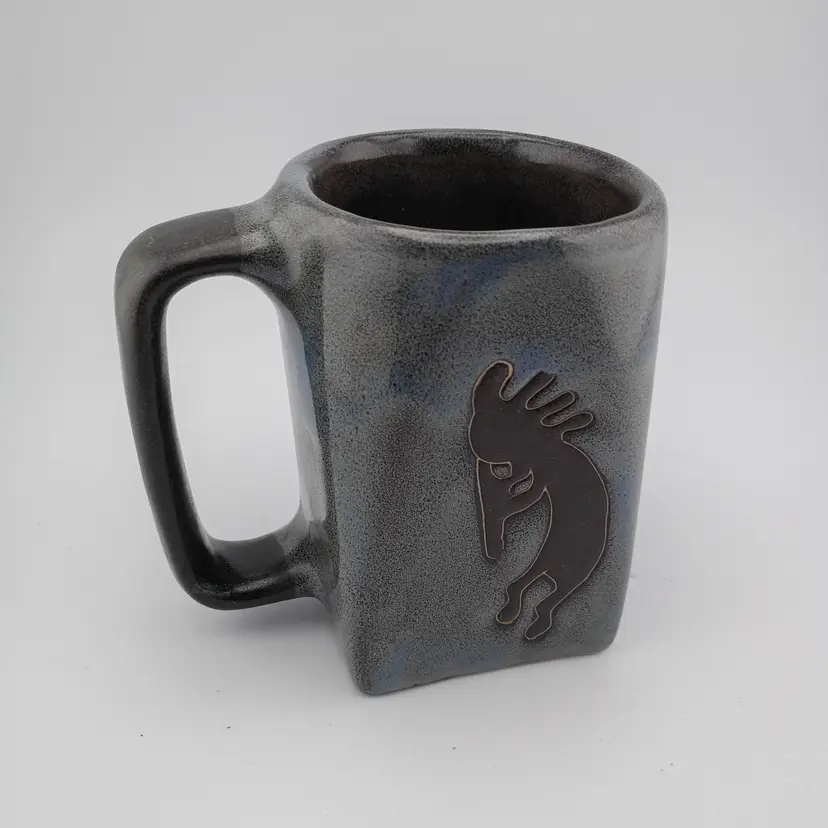 Blue-gray Mara mug w Kokopelli