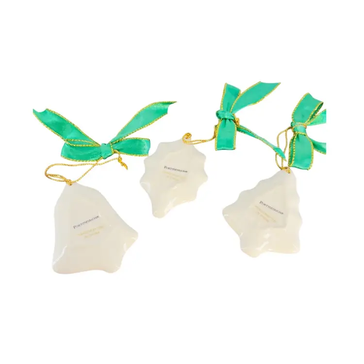 3pc Ornaments
By Port Meirion
Mini Dish Bell Leaf  Tree
The Holly And The Ivy Pattern 

Porcelain Christmas Decor
Tiny Trinket Dish





Christmas Holiday Hosting 
Party Celebration Winter Gift
Thanksgiving Harvest Autumn Party Celebration Gift Mothers Day Anniversary Birthday