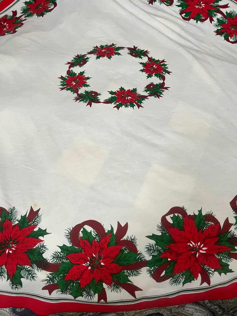 Vintage Christmas Poinsettia Round Tablecloth