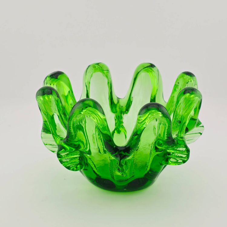 Green Art Glass Fingered Bowl