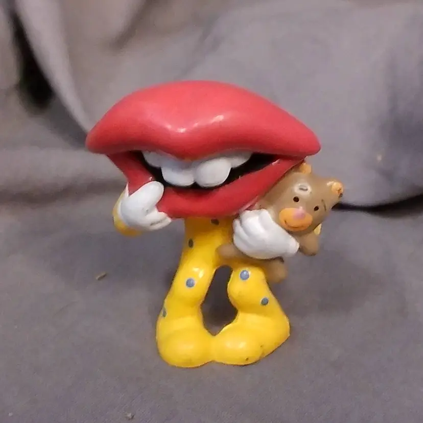 Vintage 1980s Tang Hot Lips Mouth 2" PVC Figure Pajamas Teddy Bear General Foods