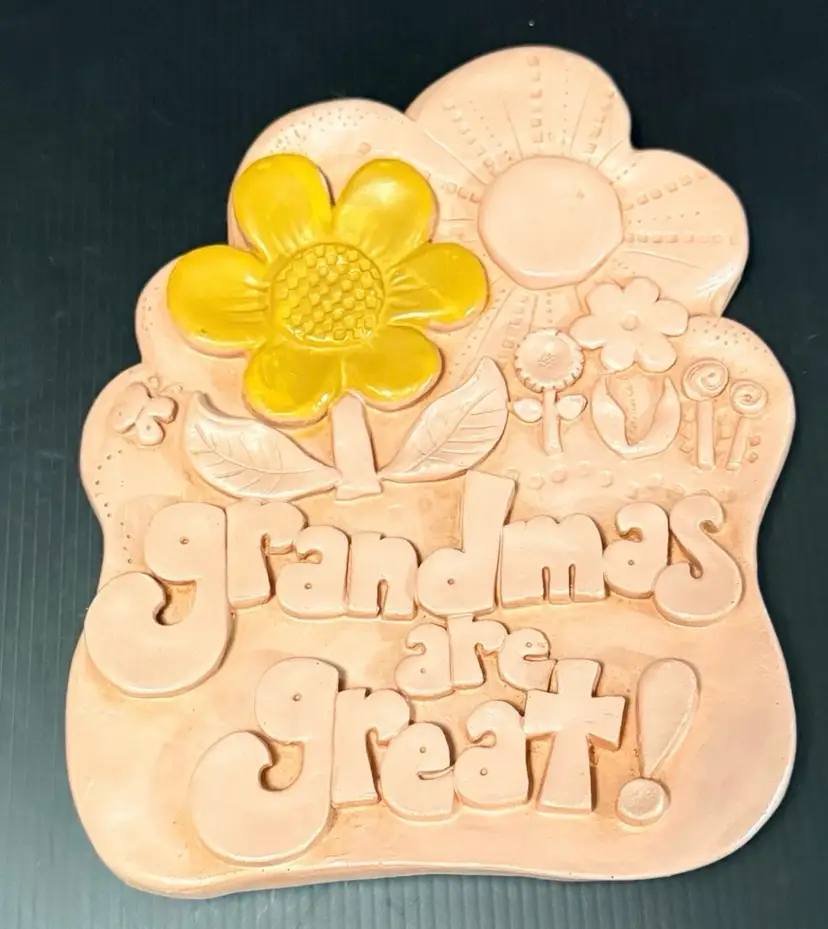 Vintage “Grandmas Are Great” Wall Hanging, 1970's Resin Mod Flower Grandmother