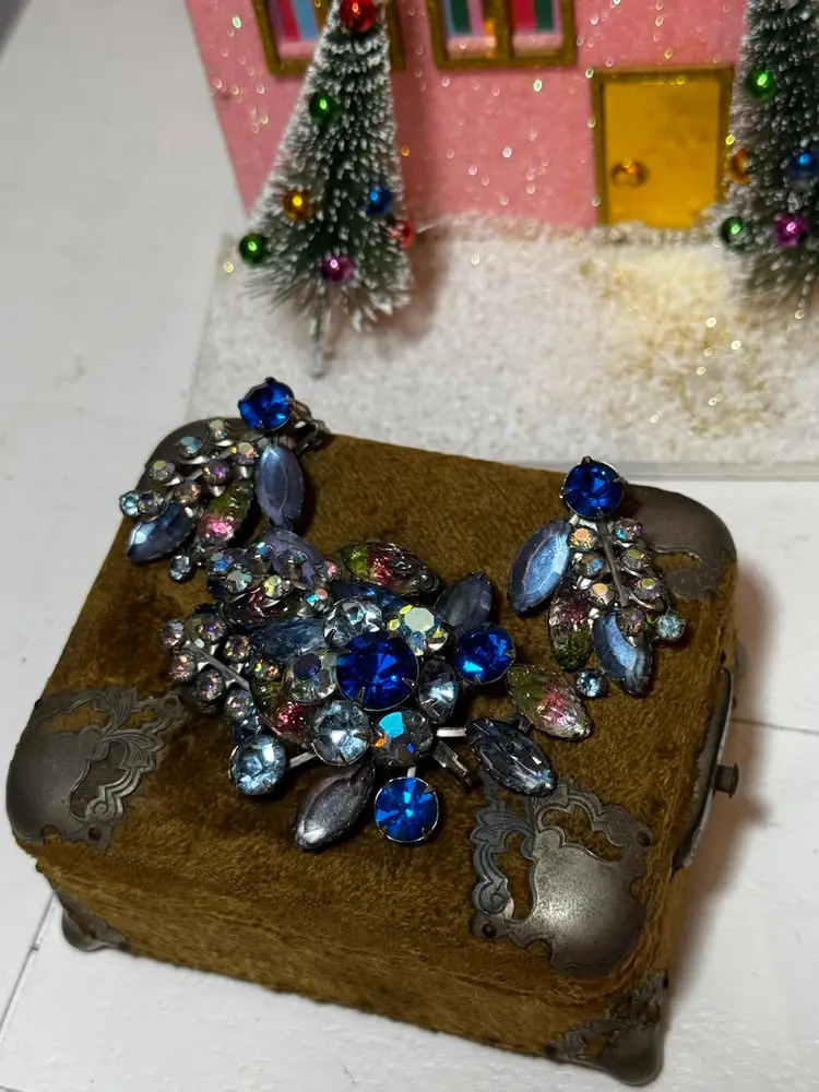 Maci & Matt Jewlery Show 