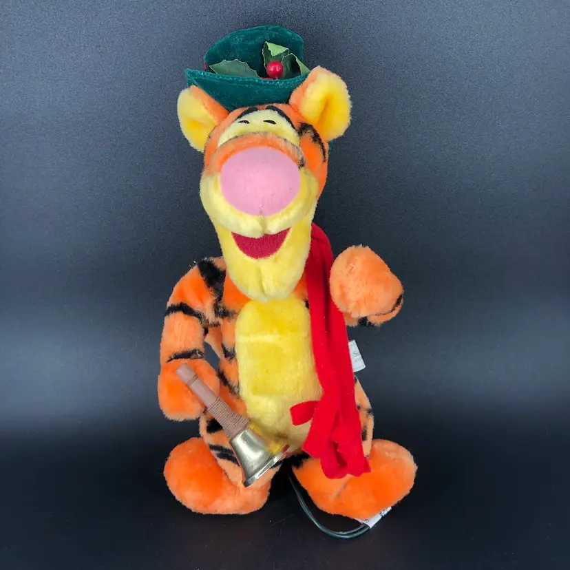 Vintage Disney Tigger Plush Plug In Moving Christmas Tree Ornament