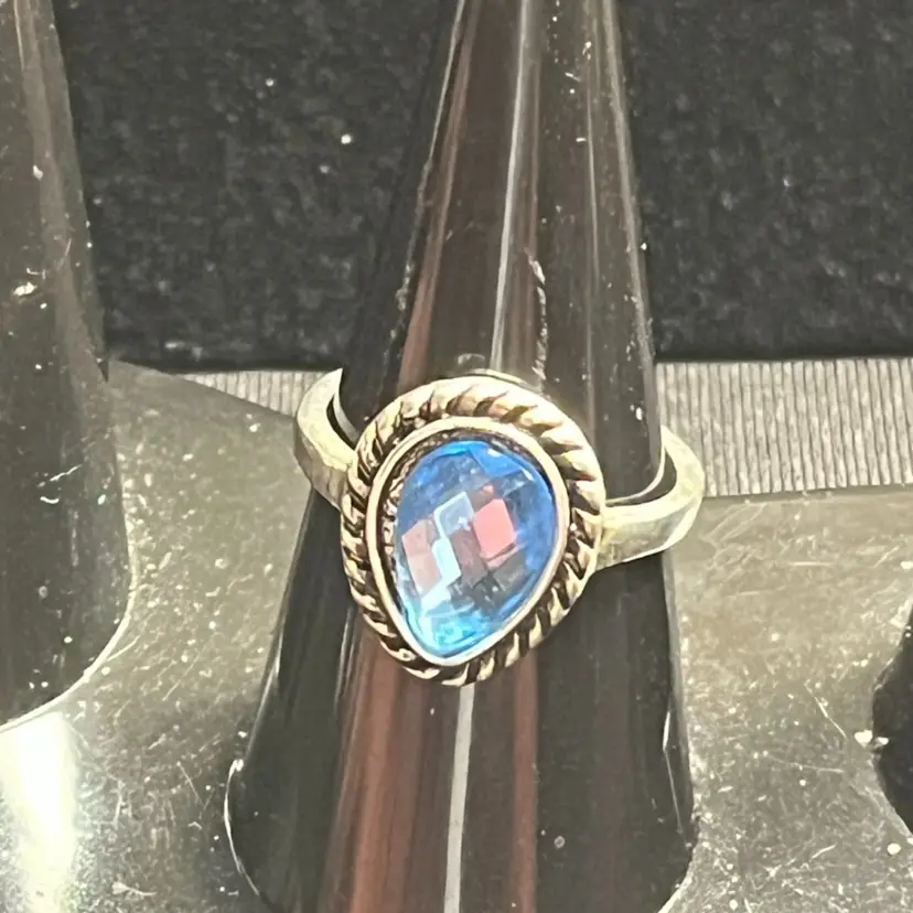 Ring As Shown