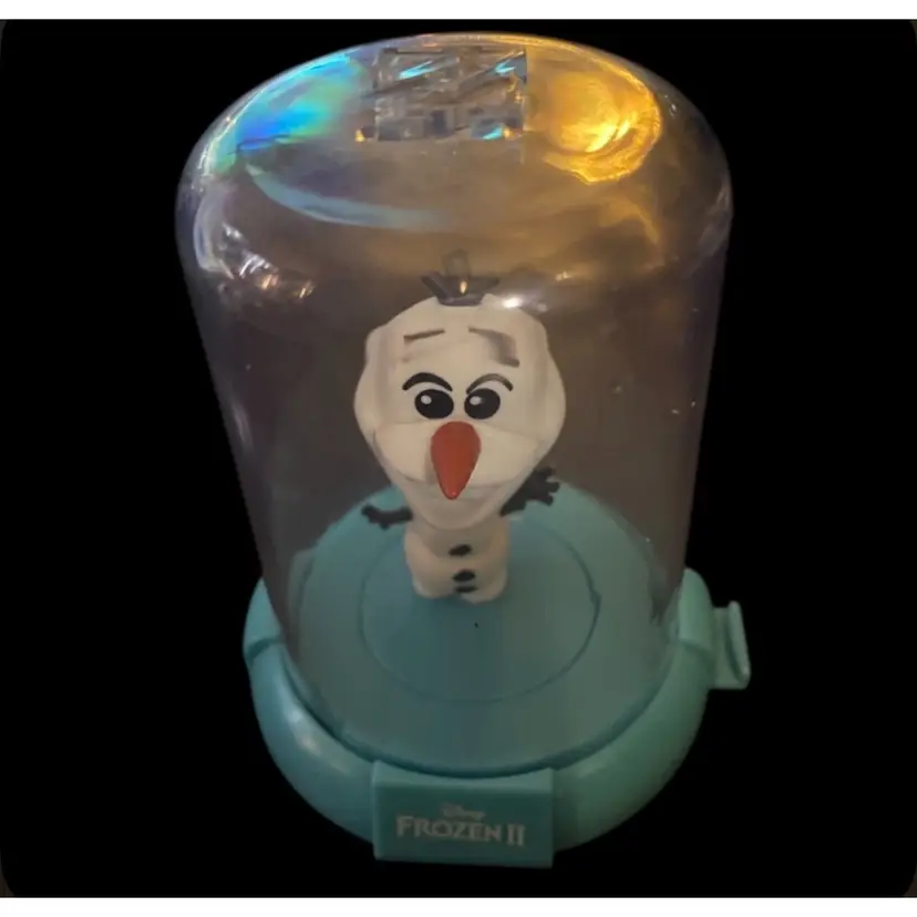 #18 - 2018 Disney Domez Figure As Pictured ( 3" Tall)